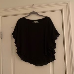 Gianni Bini Flutter sleeve top